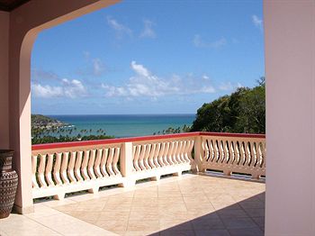 Fond Bay Suites and Villa