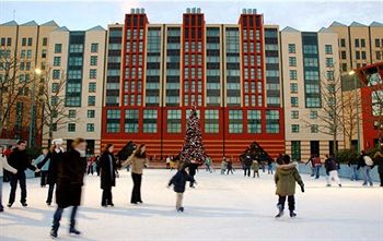 Disney's Hotel New YorkÂ®