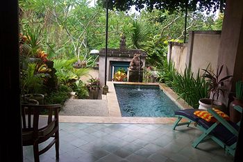 Alam Puri Art Museum - Resort & Spa