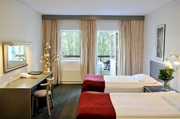 Ariston Hotell