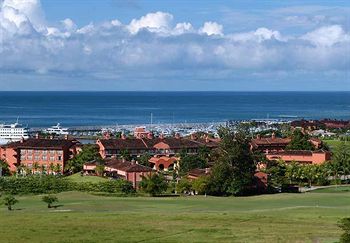 Stay in Costa Rica