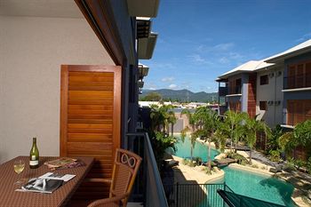 Southern Cross Atrium Apartments