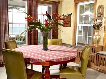 Grand Colony Island Villas
