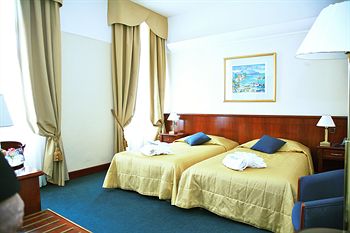 Palace Hotel