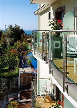Comfort Hotel Gardenia Sorrento Coast