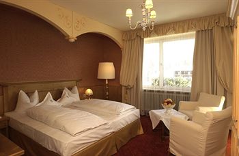 Hotel Alpina