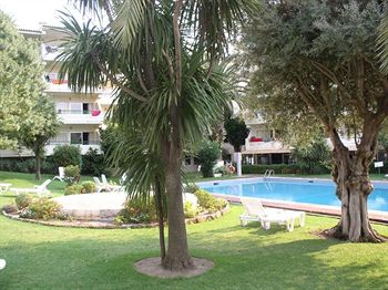 Parque Mourabel- Pe Do Lago- Oasis Village