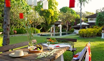 La Taverna Bali Hotel