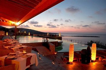Emelisse Hotel