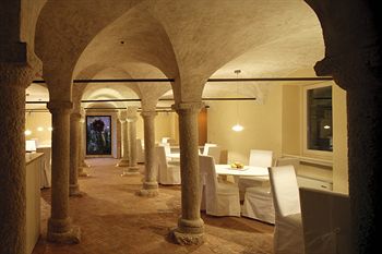 SANTELLONE RESORT AND SPA