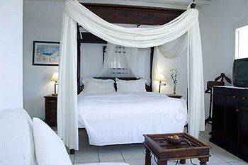 Zephyros Hotel