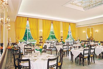 Hotel Excelsior