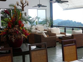 Gaia Hotel And Reserve