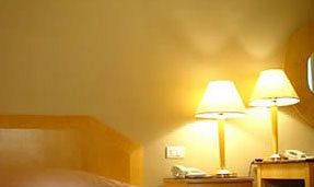 Chuto Plaza Hotel