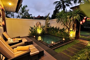 White Rose Bali Hotels & Villas