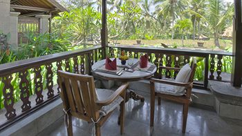 Agung Raka Bungalows