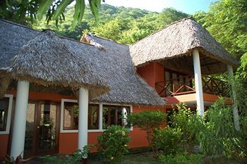 The Villas at Apoyo