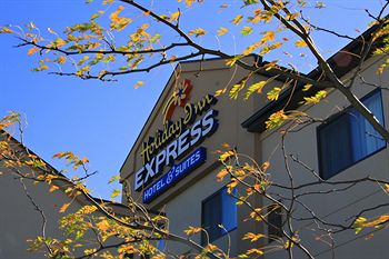 Holiday Inn Express & Suites South - Lincoln