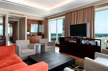 Hilton Warsaw Hotel & Convention Centre