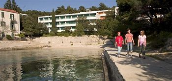 Sirena Hvar Beachwood Hotel