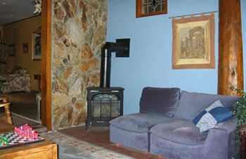 Inn at Clifftop Lane