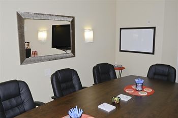 Motel 6 Red Deer