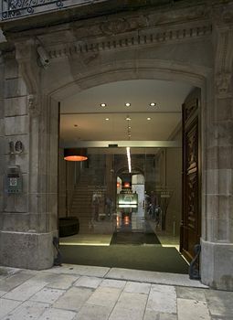 Petit Palace Opera Garden