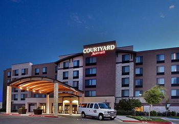 Courtyard by Marriott Austin Airport