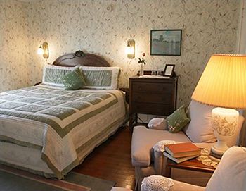 Bath Street Inn