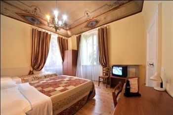 Hotel Iris