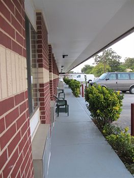 Alamo Inn Motel