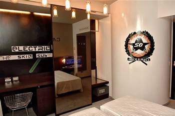 Sixty Hotel