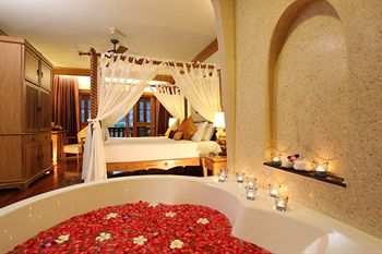 Vogue Resort & Spa Ao Nang