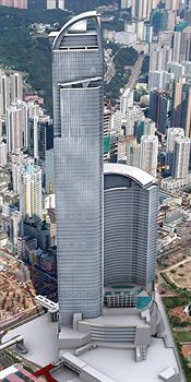 L'hotel Nina et Convention Centre