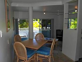 Latitude 16 Sunseeker Apartments