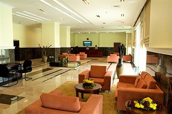 Ezdan Hotel & Suites