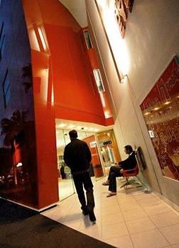 Base Backpackers Melbourne Hostel