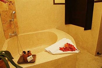 Aniniraka Resort & Spa