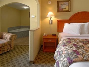 Howard Johnson Lafayette