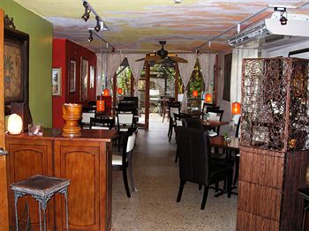Oceana Hostal Playero