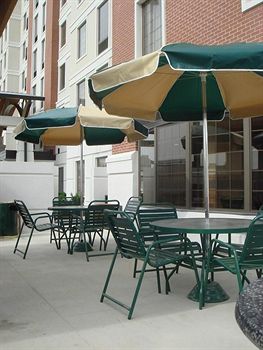 Staybridge Suites Indianapolis Downtown - Convention Center