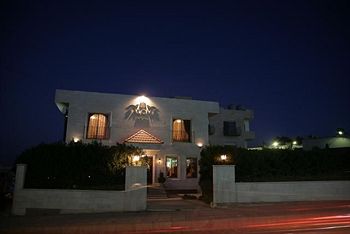 Salome Hotel