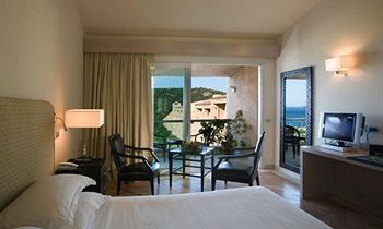 L'Ea Bianca Luxury Resort