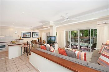 The Villas Palm Cove