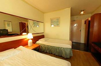 Apple Hotel