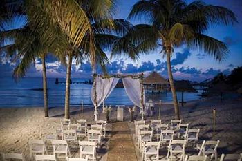 Isla Mujeres Palace Couples Only All Inclusive Resort