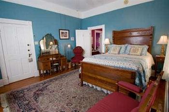 Brackenridge House