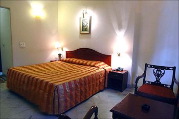Hotel Royale Residency