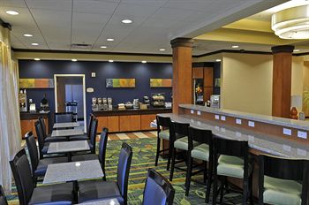 Fairfield Inn & Suites Portland North Harbour
