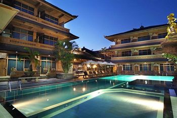 Wina Holiday Villa